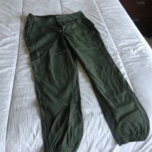 Athleta Trekkie pants